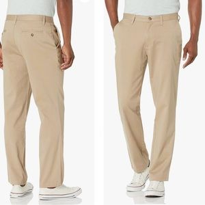 NWT Nautica Classic Fit Khakis Chino Casual  Pants wrinkle resistant